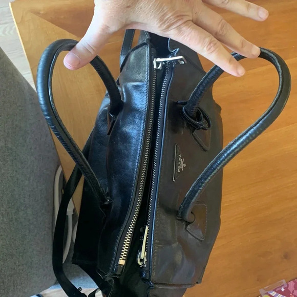 Good condition PRADA BAG black smooth soft leather double handle satchel - Picture 5 of 12